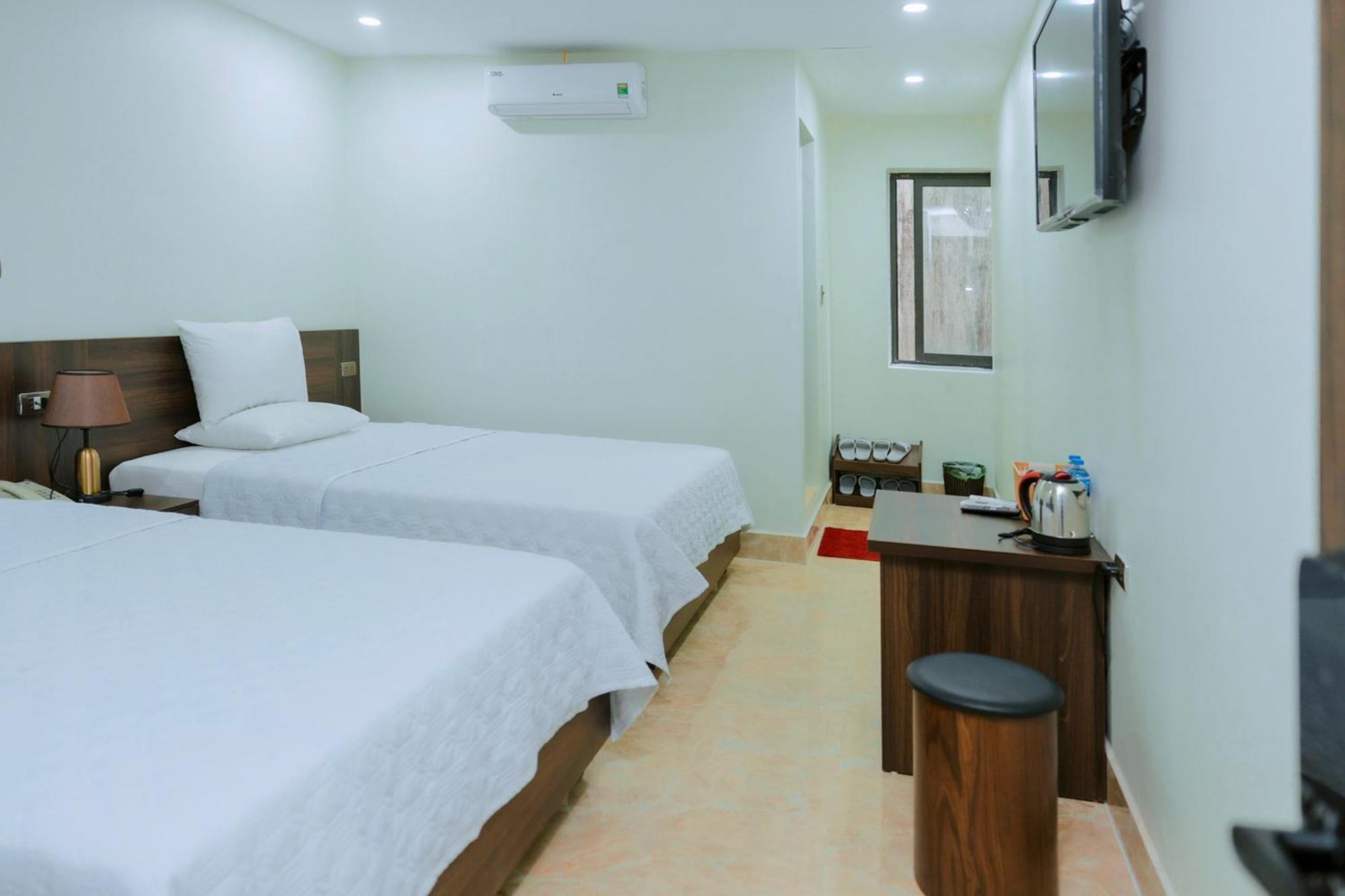 Thu Ha Hotel Uong Bi Dış mekan fotoğraf