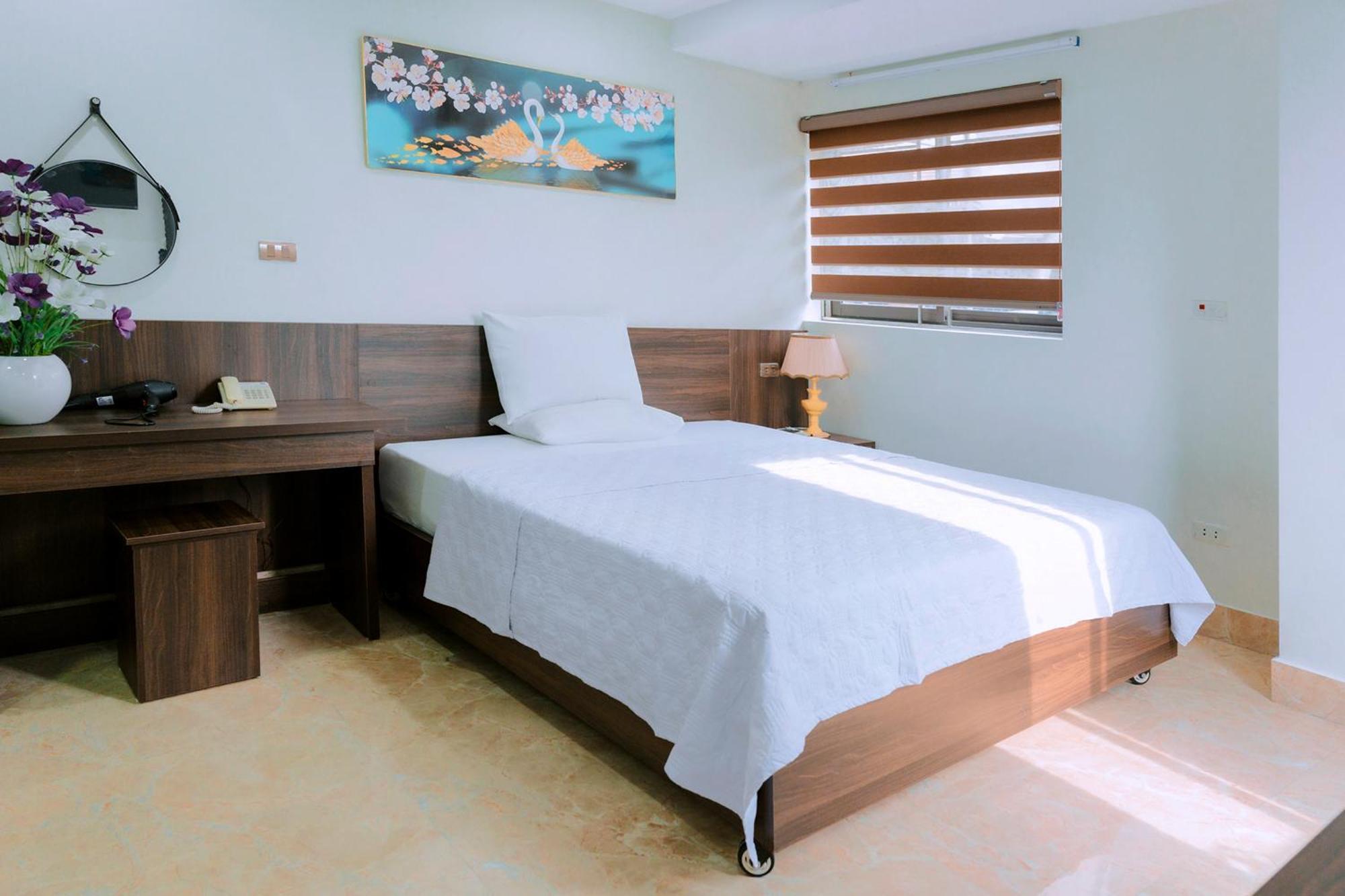 Thu Ha Hotel Uong Bi Dış mekan fotoğraf