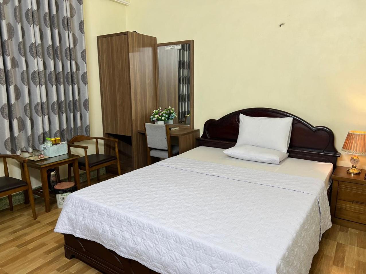 Thu Ha Hotel Uong Bi Dış mekan fotoğraf