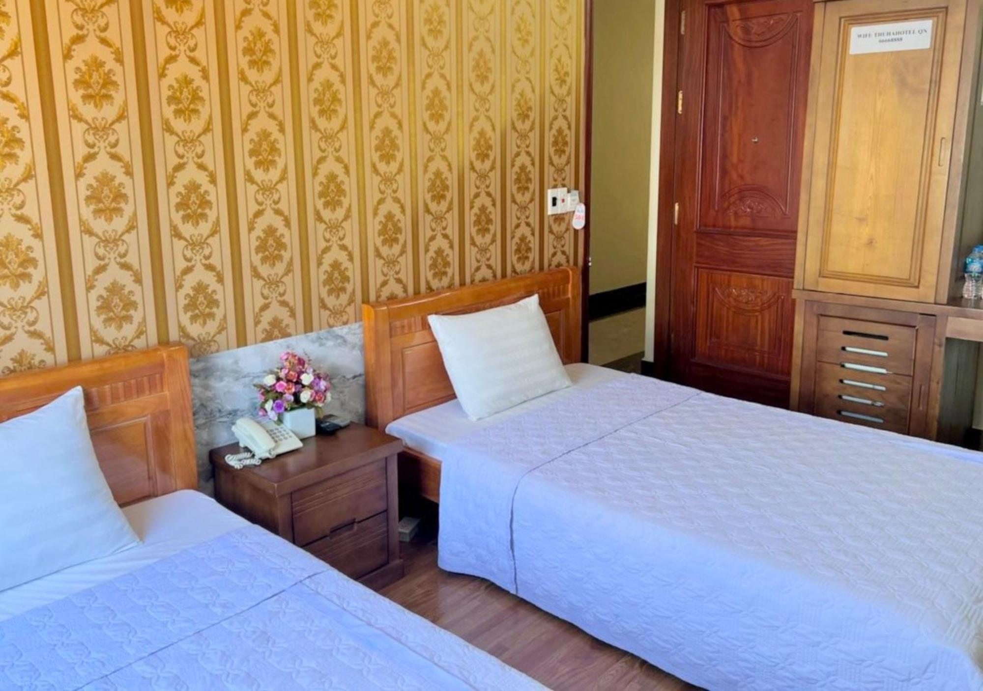 Thu Ha Hotel Uong Bi Dış mekan fotoğraf